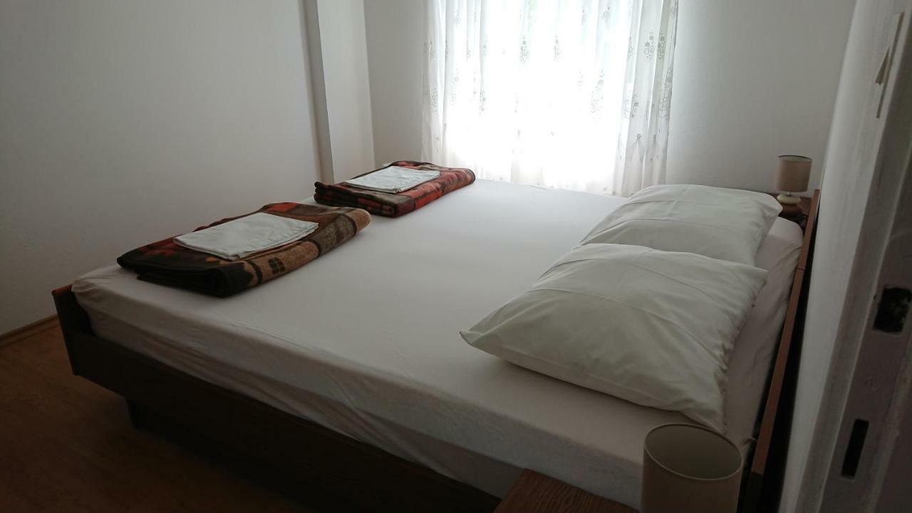 Apartman Kursar Srima Ngoại thất bức ảnh