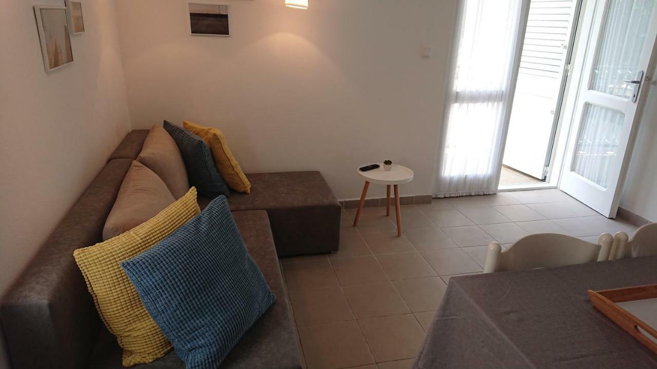 Apartman Kursar Srima Ngoại thất bức ảnh