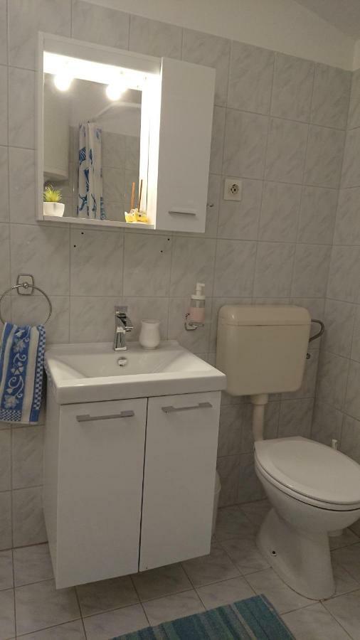 Apartman Kursar Srima Ngoại thất bức ảnh